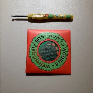 Woobles Fred the Dino Wooblement ornament pattern and hook only